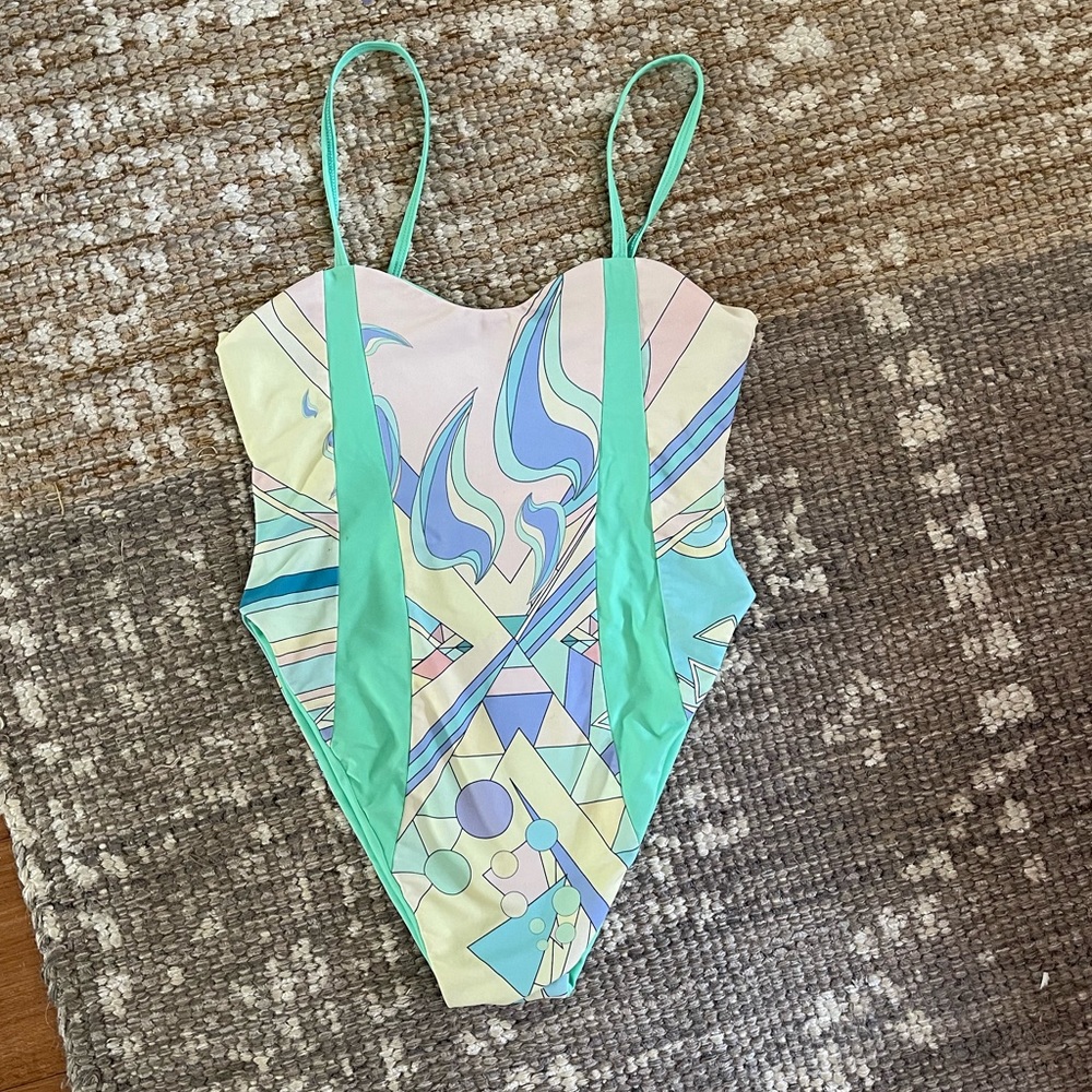 Brand new! Oceanus one piece swimsuit size small